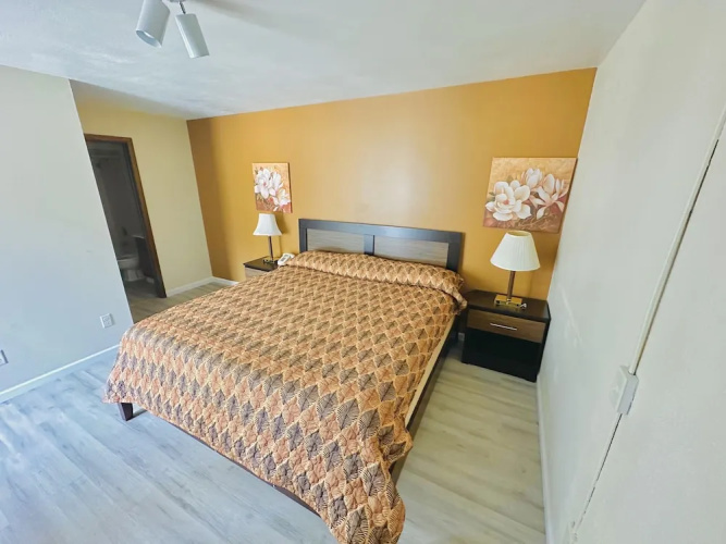 La Villa Motel