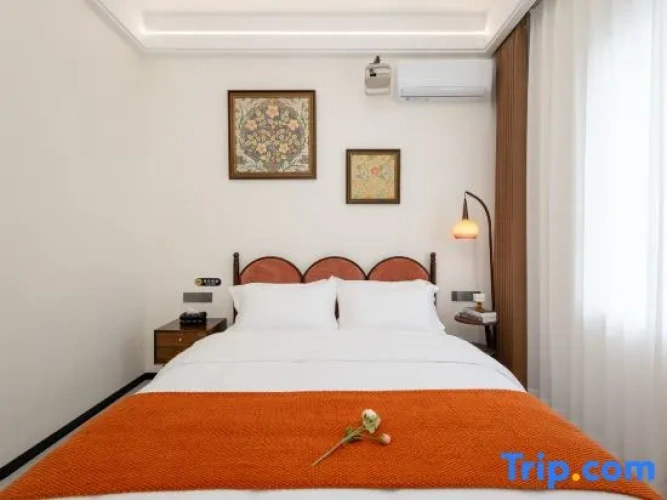 6 Bedrooms Standard room