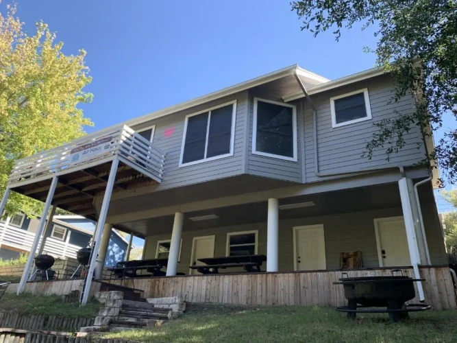 4 Bedrooms Cottage