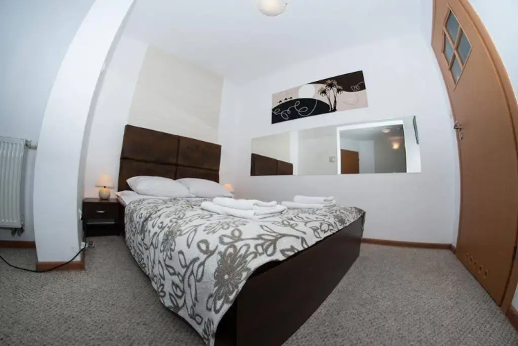 Hotel Marand