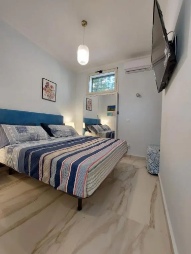 Esther's bungalow