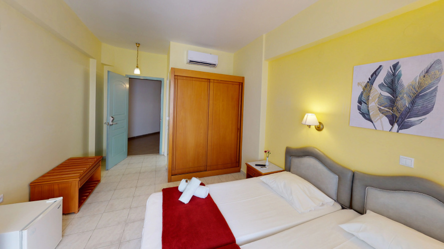 Dedalos Beach Hotel