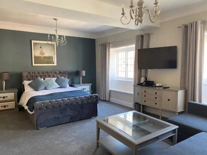 Standard Family room
