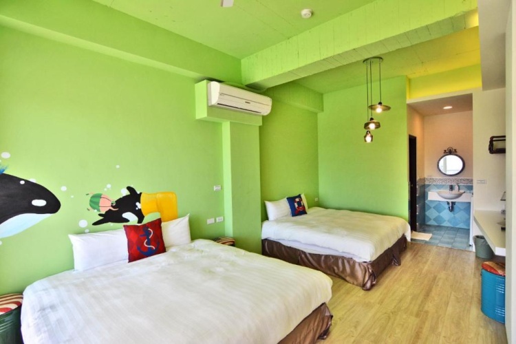 Standard Quadruple room with sea view