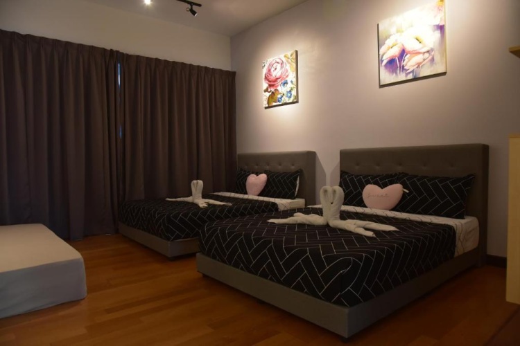 2 Bedrooms Apartment