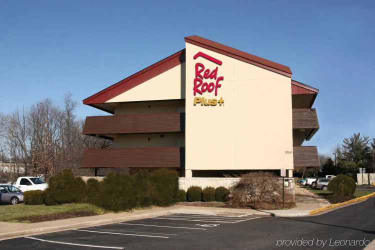 Red Roof PLUS+ Atlanta - Buckhead photo 13