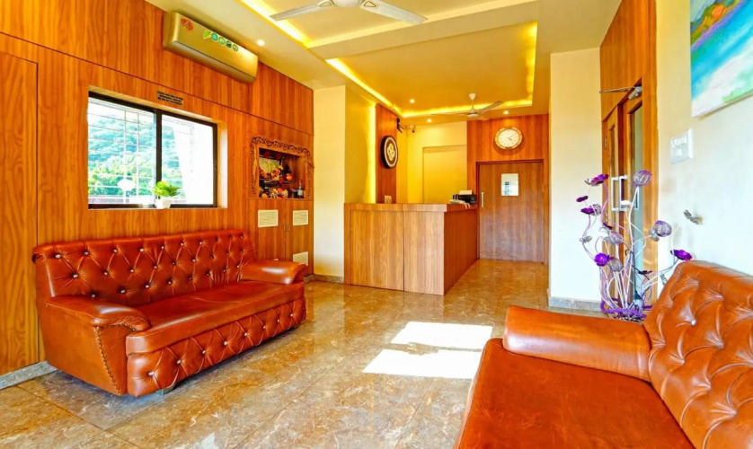 Treebo SS Residency Mountain View with Swimming Pool