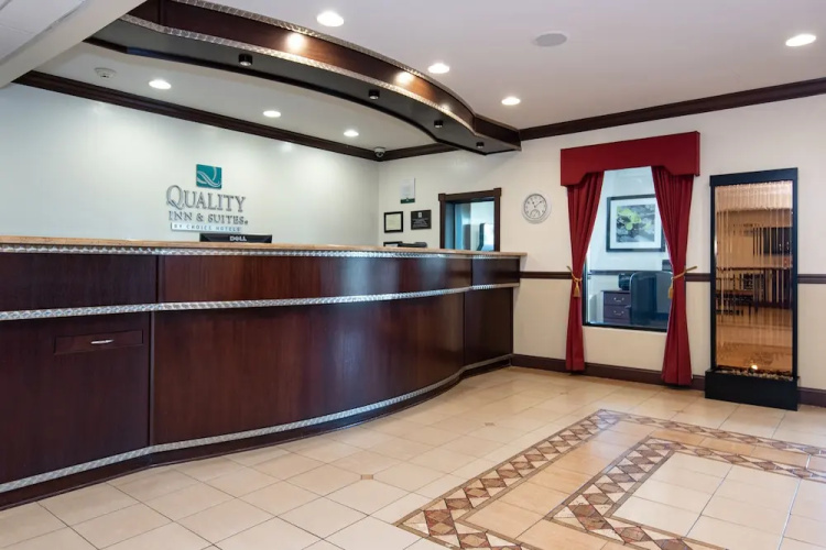 Quality Inn & Suites