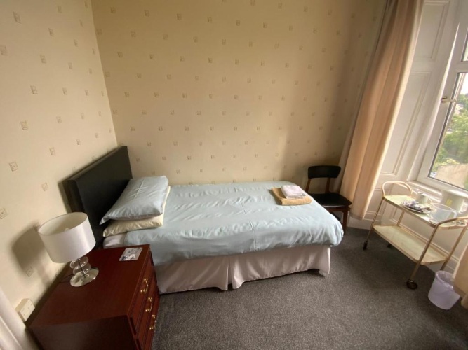 Standard Single room