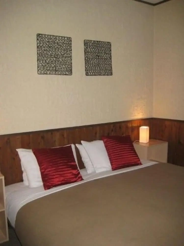 Quadruple Family Suite