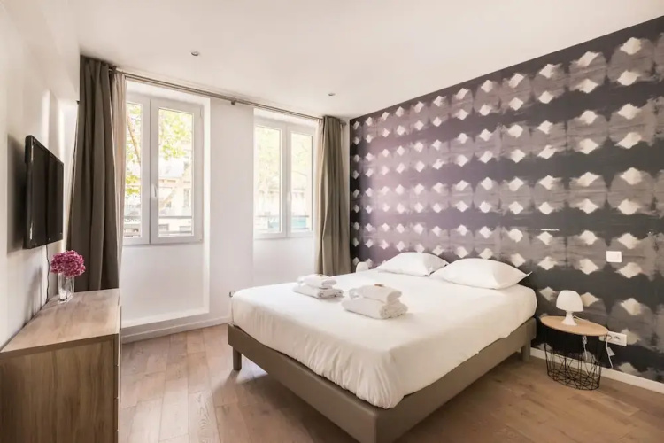 Spacious Apartment With 2 Rooms