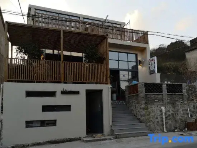 Suse Homestay