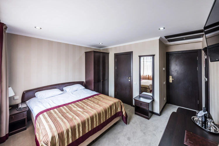 Kopala Rikhe Hotel