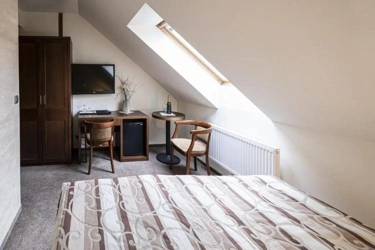 Economy Double Attic room