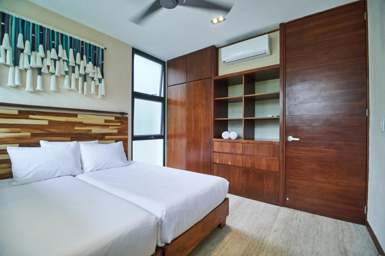 BV 230 Modern 2 BD Condo & private rooftop Jacuzzi