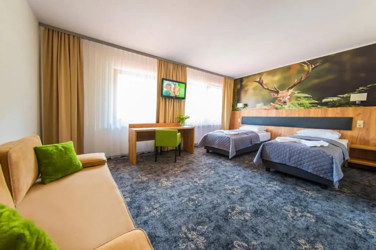Standard Triple room
