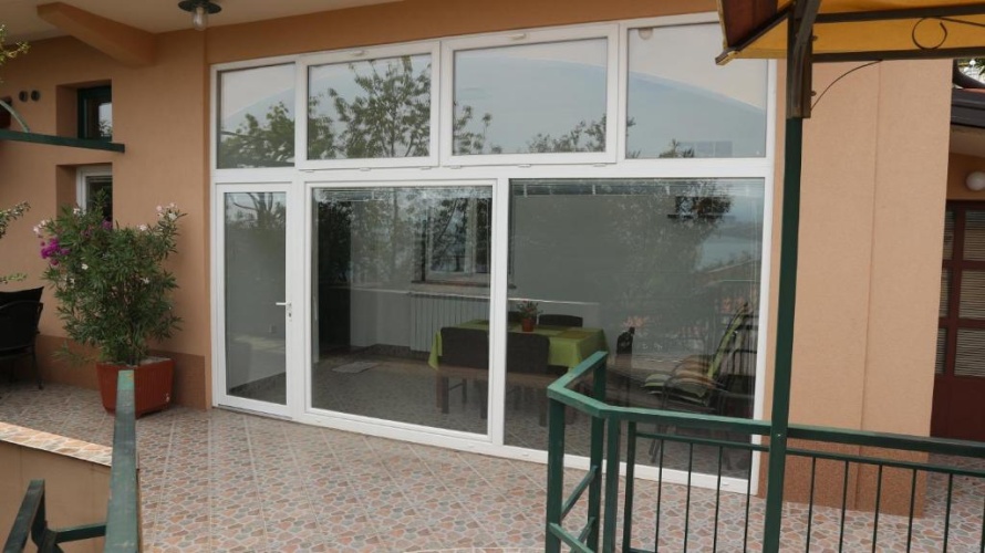 2 Bedrooms Comfort Apartment with sea view