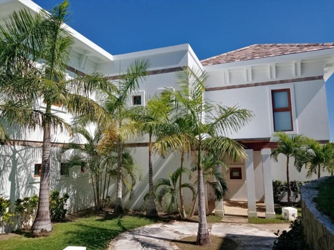 2 Bedrooms Villa with balcony and with view