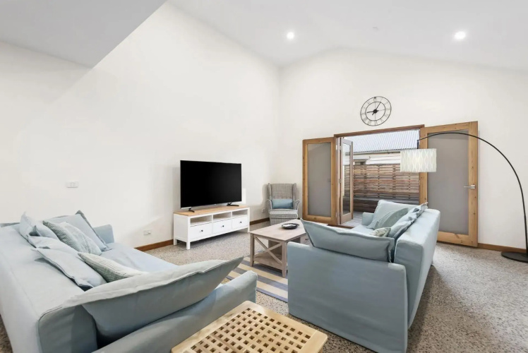 Kingfisher Beach House