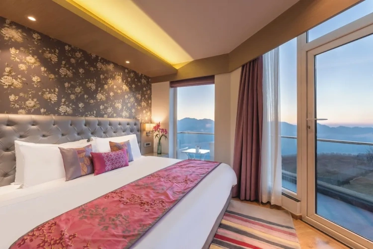 Superior Double room with balcony