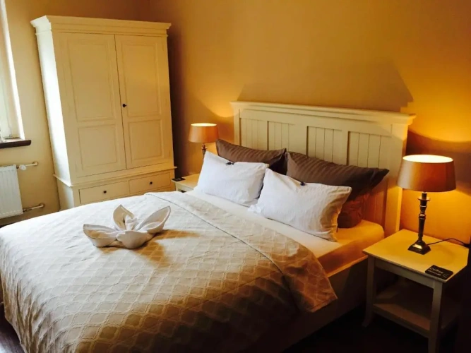 1 Bedroom Deluxe Double Apartment