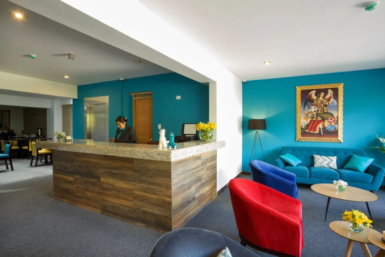 Muru Homely Hotel