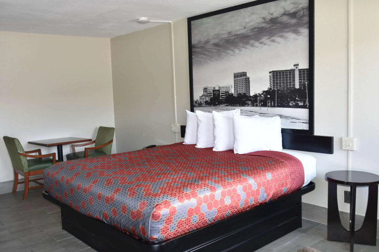 Biloxi Beach Hotel