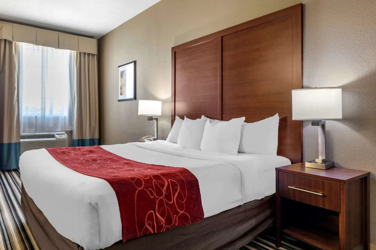 Comfort Suites Waco North - Near University Area