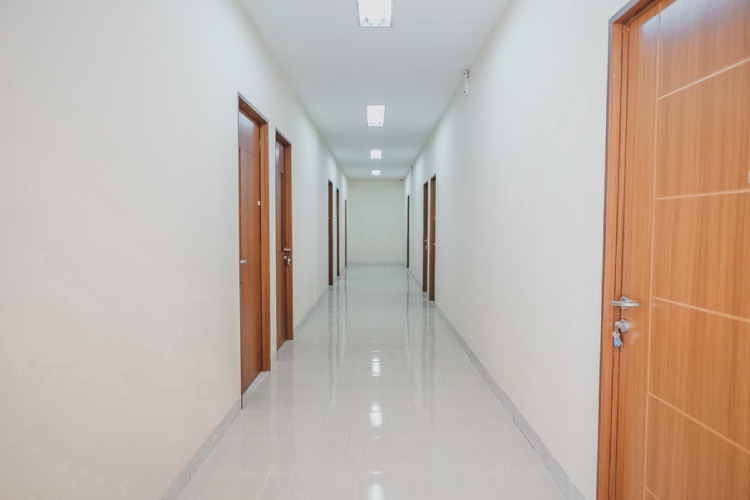 RedDoorz Plus near Plaza Blok M Over view