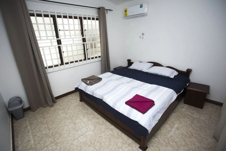5 Bed- 10 Sleeper Luxury Villa