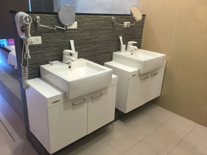 Deluxe Double Suite