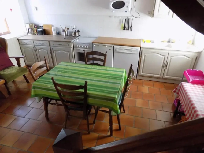 2 Bedrooms Cottage