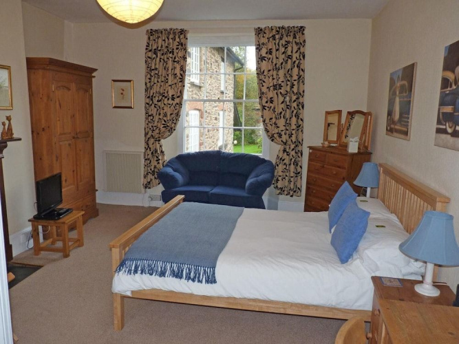 Town Mills B &B