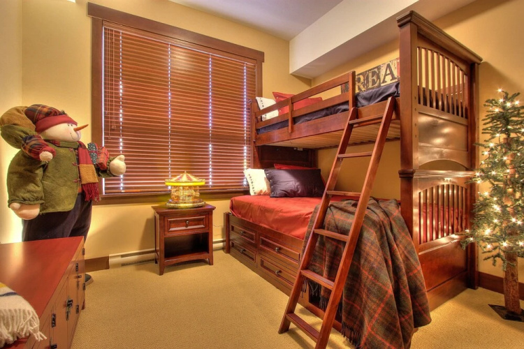 Stonegate Resort