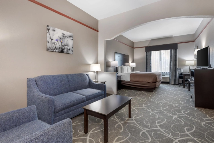 Deluxe Double Suite