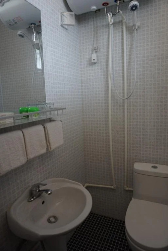 Baoyuanju Youth Hostel