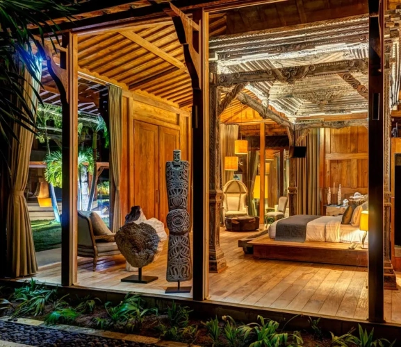 4 Bedrooms Villa