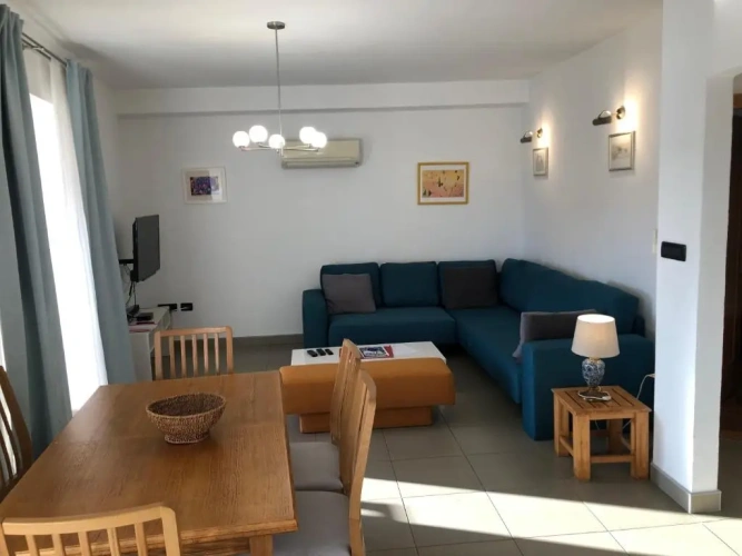 Apartment with sea view