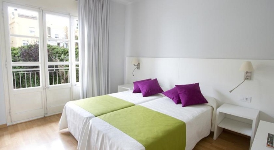 Standard room with balcony