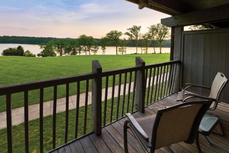 Standard Double room with lake view