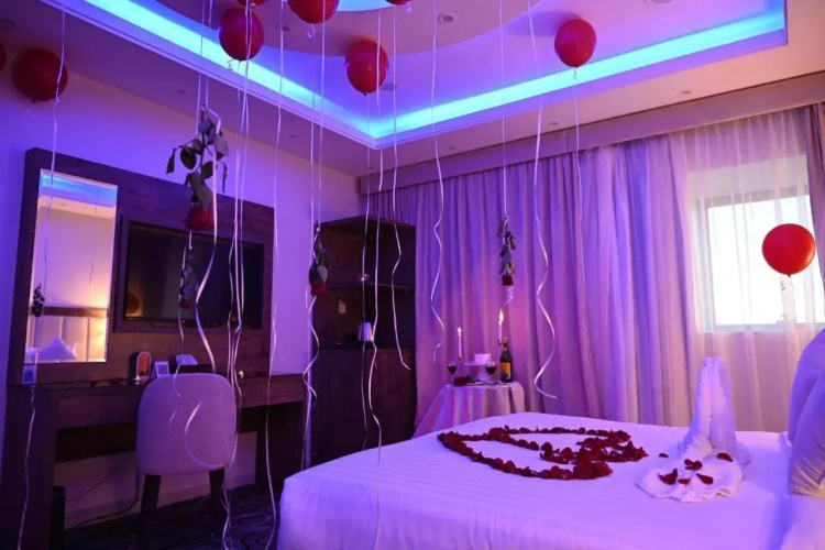 Violet Hotel