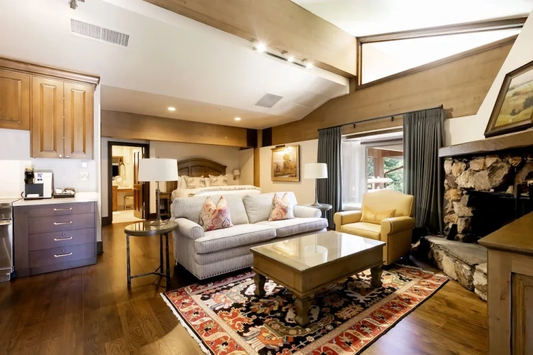 1 Bedroom Suite