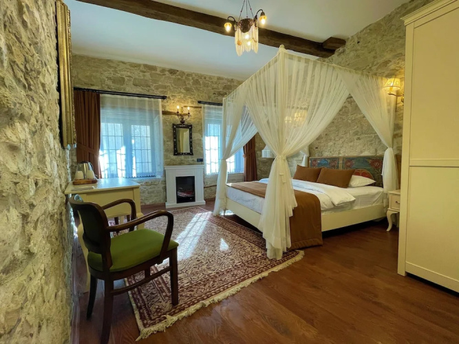 Sakli Tas Konak Otel