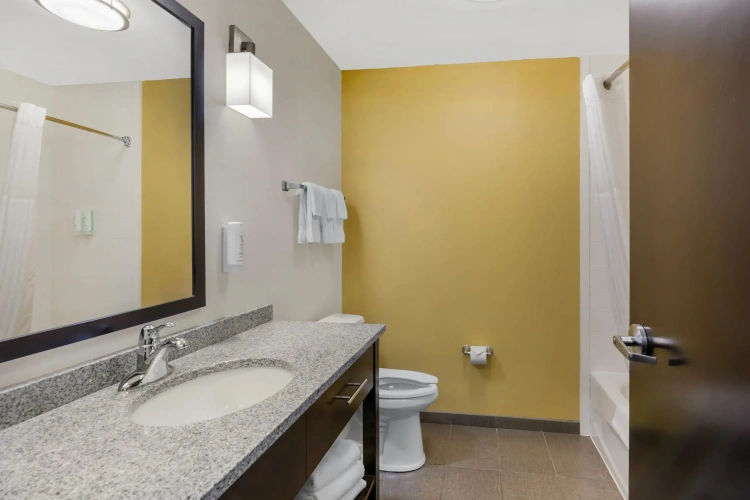 Quadruple Suite