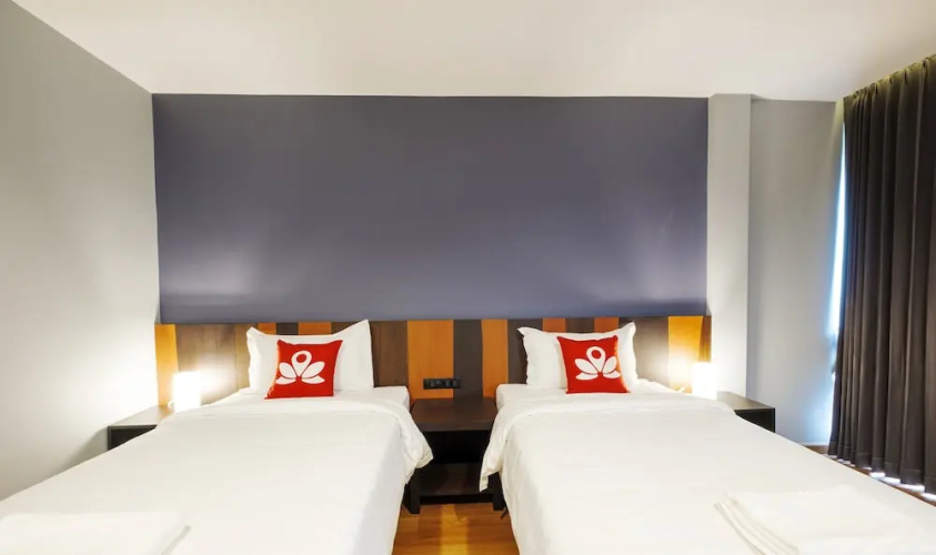 Zen Rooms Zleepmotion Bangkok