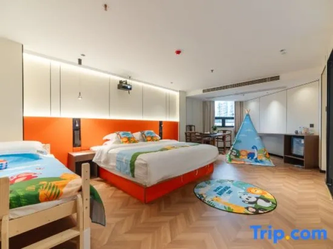 Standard Twin Family room