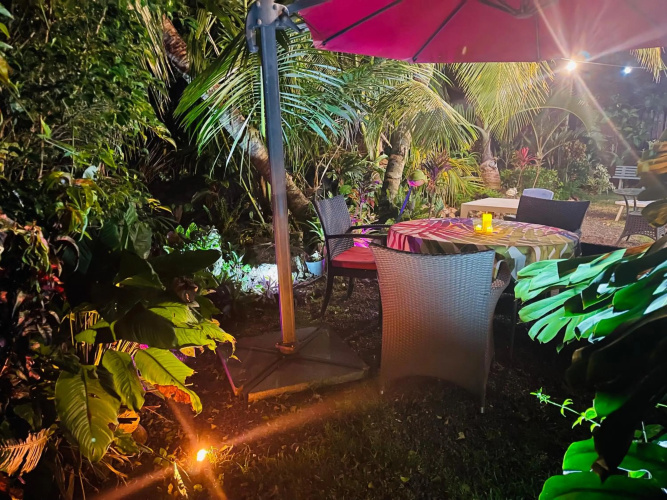 Tahiti beach house
