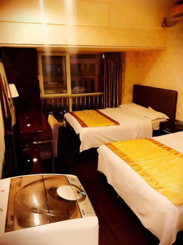 He Yue Hotel
