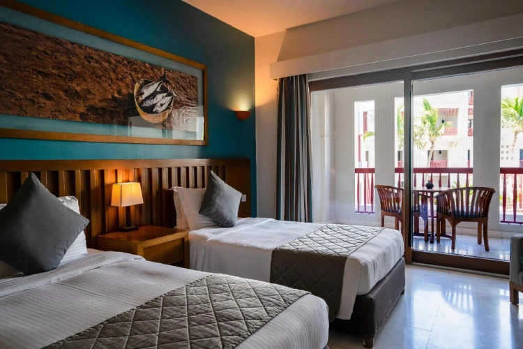 Sifawy Twin room
