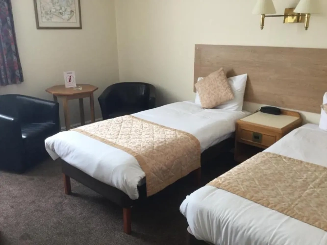 Standard Twin room